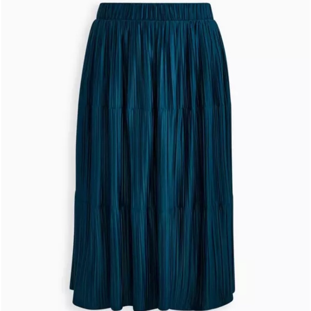 Torrid Maxi Knit Pleated Skirt size 2